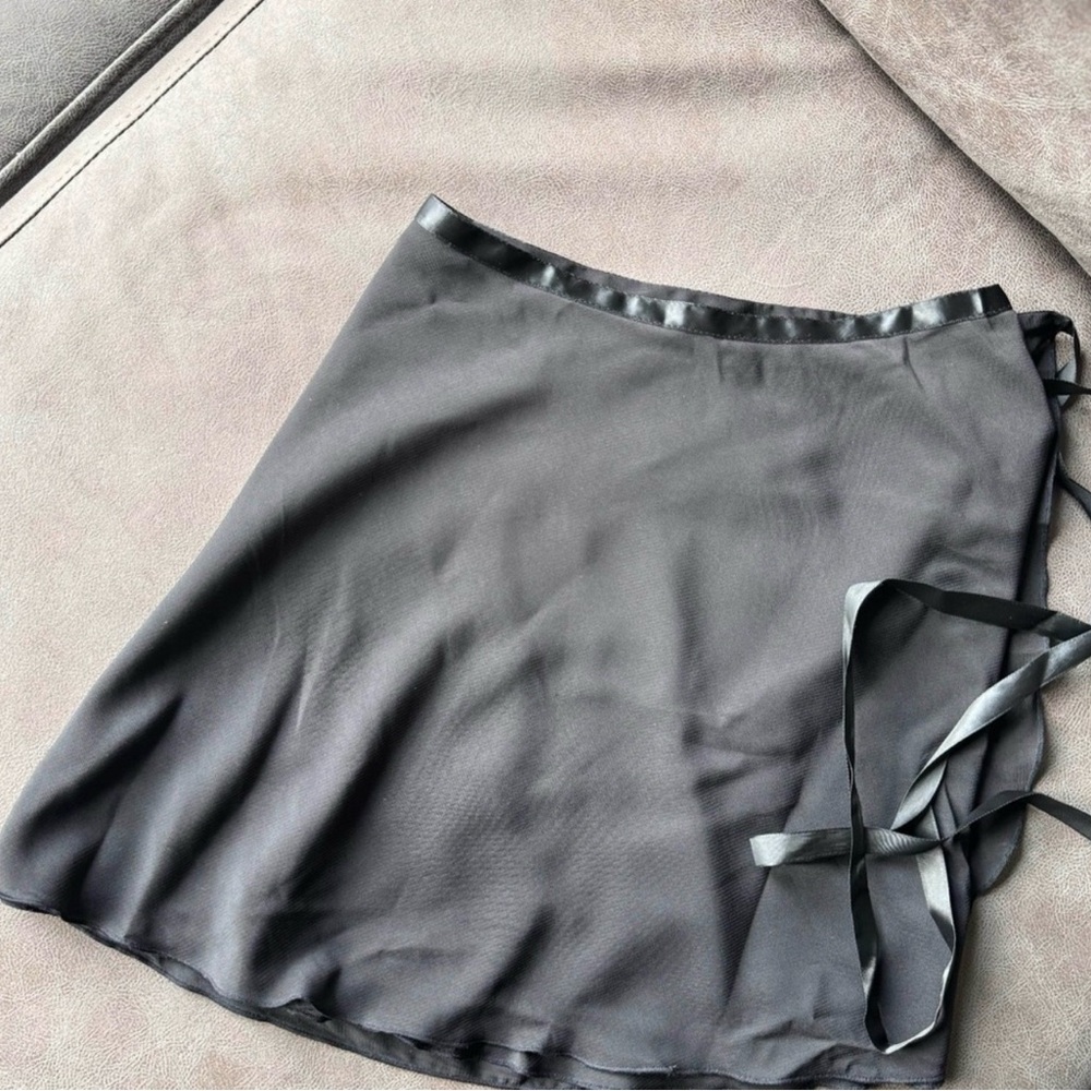 Black Chiffon Ballet Wrap Skirt — Like New